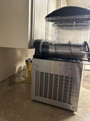 Commercial Frozen Drink Machine Frosty Factory 217A Less Than 2 Years Old