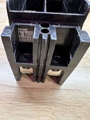 Boltswitch PT223 2 Pole 100 Amp 240v 1 Phase Pull Out Disconnect Switch New