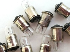 Lot of 10 CM 387 28 Volt .04A Chicago Miniature Lamps Midget Flange Base
