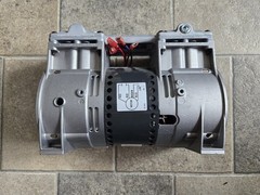 THOMAS 2660CGHI50 Oil-Less WOB-L Piston Compressor / Vacuum Pump 220/230/240v