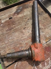 Spindle NOS A&I Right/Left Hand For Allis Chalmers D19 180 185 190 200 70262782