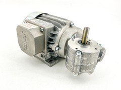 New Lenze SSN31-1UVCR-056C21 Gearmotor 3PH 400V 2700RPM 0.15KW – No Box