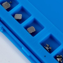 20Pcs Dental Self-ligating Orthodontic Brackets Metal Braces Roth/Mbt 022 + Tool