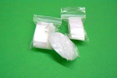 Square 1″ x 1″ Reclosable 2mil Zip Seal Lock Bags 300 Clear Mini 1×1 Baggies