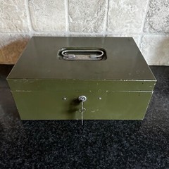 Vintage ASCO Art Steel Co Green Metal Lock Box New York USA vtg – WITH 2 KEYS