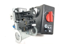 5140119-56 AIR COMPRESSOR PRESSURE SWITCH 105-135 PSI 4 PORT 26 AMPS