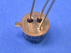 Vishay JFET 450MHz P-Channel Transistors 0.5W TO-52 Mil-Spec P/N: U310-E3