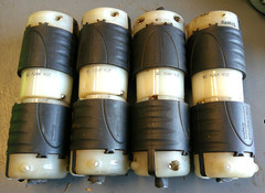 Pass & Seymour (1) L1620-P Turnlok Plug & (1) L1620-C Turnlok Connector