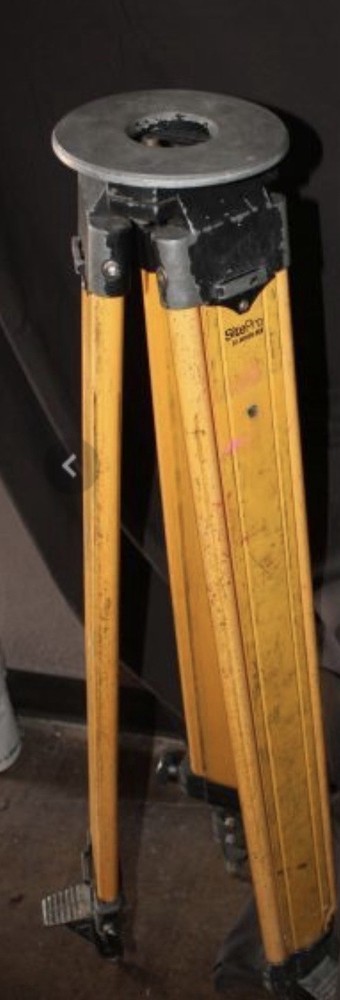 SitePro Survey Tripod 01-WDF20-DCB Heavy Duty Aluminum Level