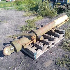 Ejection Cylinder for Wabco CT4 Scraper Bowl Clark 290M Cat 830MB Tractor