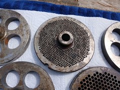 Vintage Lot 5 Large 6″ Kasco Never Sold Hook Eye Big Meat Grinder Plates Set 5