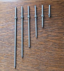 Vintage L. S. Starrett No. 124 Inside Micrometer Set w/(6) Rods (2-8″) & Case