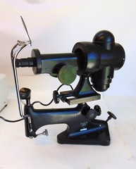Bausch & Lomb Keratometer (no model number) Vintage! With Light S4456y