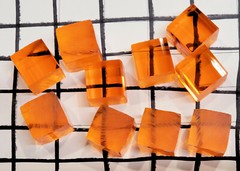 10 PCs 1” x 1″ x 1″ SQUARE CLEAR AMBER ACRYLIC Plexiglass ROD CUBES PEGS 1 Inch