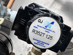 ARROW PNEUMATIC Dual R352T 125 Regulators / Manifold w/F386W Filter