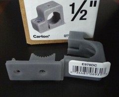Qty -1 ea ~ Carlon 1-Hole Conduit Snap Strap 1/2 in PVC Fittings E978DC