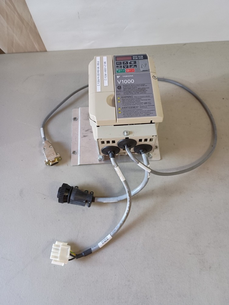 YASKAWA CIMR-VU2A0012FAA V1000 Variable Frequency Drive 240VAC 3 Phase 13.9A/11