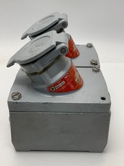 NEW APPLETON ENR22201 RECEPTACLE INTERLOCKED W/SWITCH FOR HAZARDOUS LOCATIONS