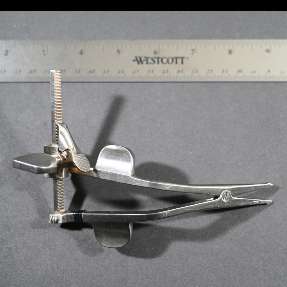 Codman 61-1004 Vertebra Spreader #1 Ratchet 5 in 19 mm Surgical Instrument