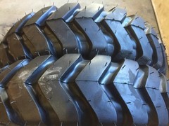 4-5.70-12 Carlisle Trac Chief Skid Steer Tires/wheels for Bobcat 440,453,463,S70