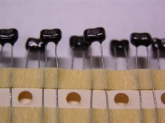 8 Cornell Dubilier CD5FA181JO3 180pF 100V 5% Dipped Silver Mica Capacitors