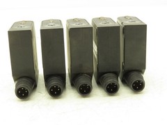 Balluff BOS0089 Cubic Diffuse Sensor w/Different Light Types 60cm Range Lot of 5