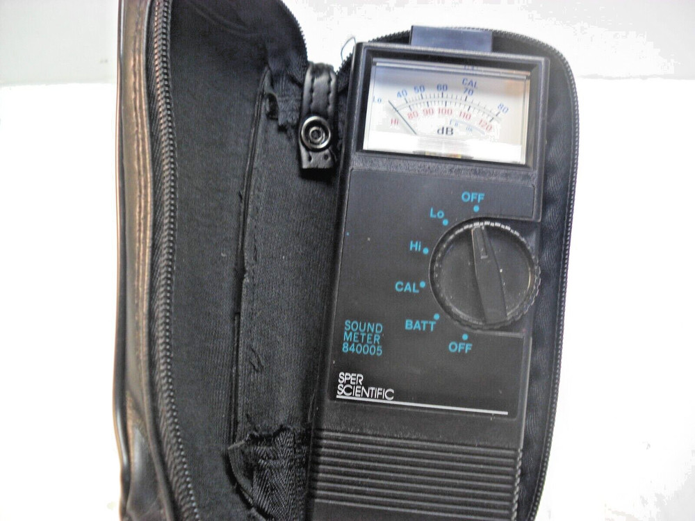 SPER SCIENTIFIC Sound Meter 840005 w/ Case Works Great