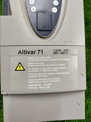 SCHNEIDER ELECTRIC ( ATV71 ) ALTIVAR 71 ATV71HU15N4Z 1.5 KW 2 HP AC DRIVE