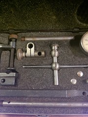 LS STARRETT No. 196 Universal Dial Test Indicator Set in Padded Case Vintage USA