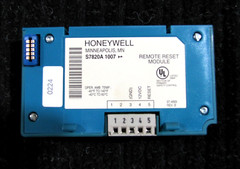 Used Honeywell RM7895A-1014 Flame Safety Burner Control