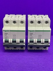 Schneider Electric 60889 C60N C2A Circuit Breaker 3-Pole 2A 415V [Lot of 2]
