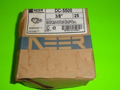 (25 COUNT) NEER DC-5500 Duplex Single Screw Cable and Conduit Connector DC5500