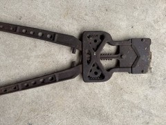 Antique Seymour 1, 107-2-1, Cattle Dehorner, 36″ long, Cast Iron, Working