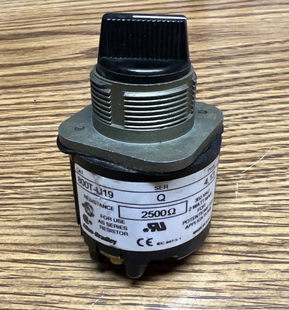 Allen-Bradley 800T-U19 Potentiometer Series P 30mm 2500-Ohms 2-WATT USED