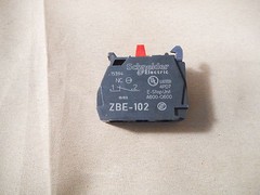 SCHNEIDER ZBE-102 1NC auxiliary contact NIB
