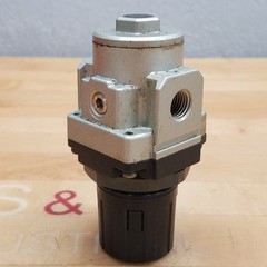 SMC NARP3000-N02 Precision Regulator, 0.005-0.3 MPa Set Pressure, 1/4″ NPT