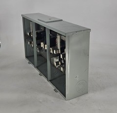 Durham ITT3202U 2-Gang Meter Socket 320A Total (200A Per Position) Ringless