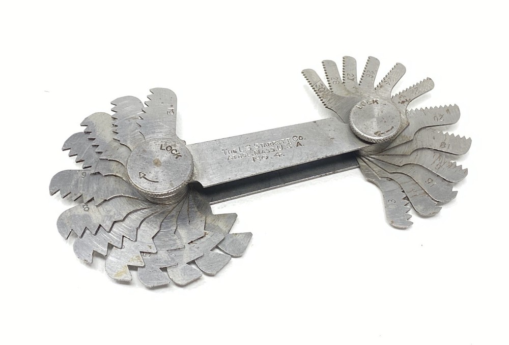 The L.S. Starrett Co. No. 4 Screw Pitch Gage 24 Leaf 4 -30 *Initials*