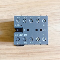 1PCS NEW B6-40-00 220v contactor ABB