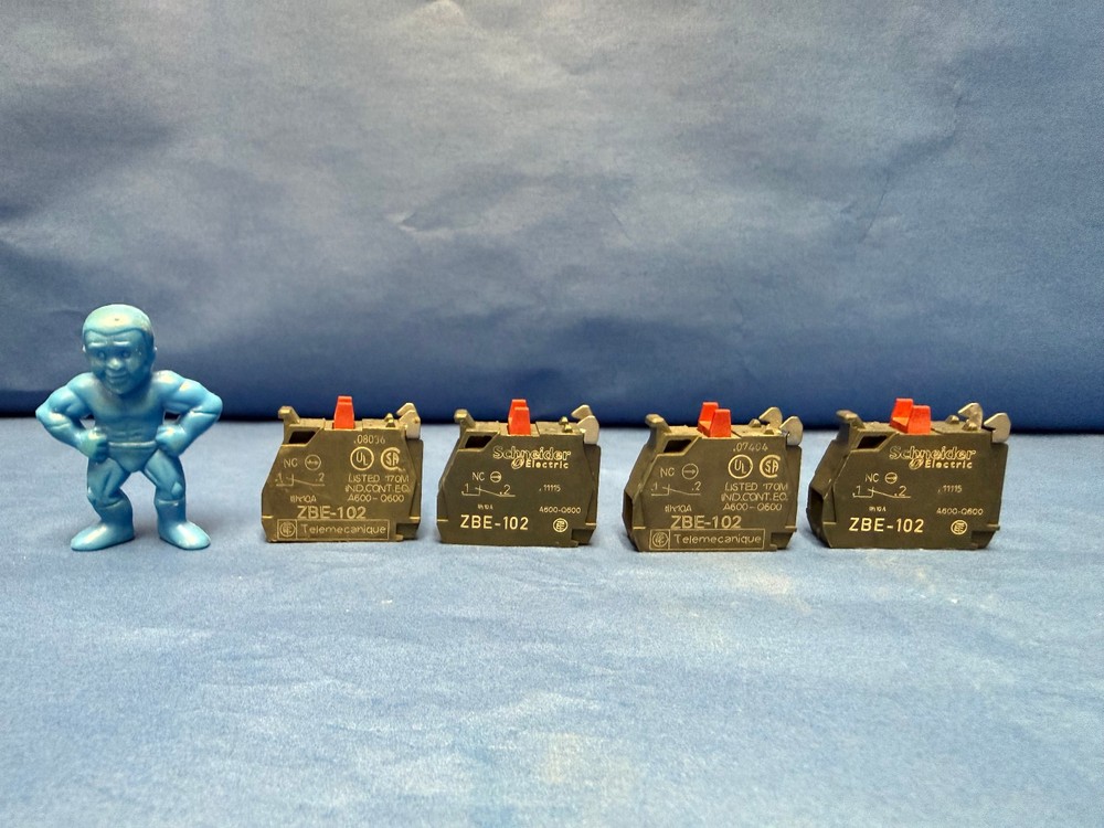 Schneider Telemecanique ZBE-102 Contact Block (N.C.) *Lot of 4