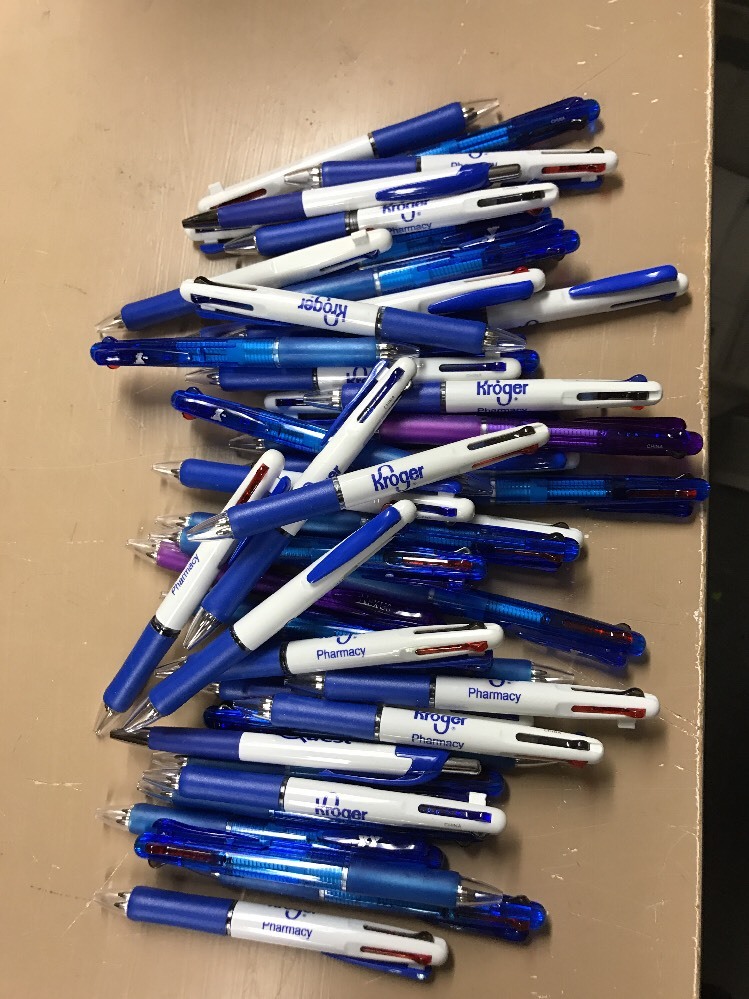 100 Wholesale Lot Misprint Ink Pens 3 COLOR “Clicker” Type Pens Red Black Blue