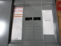 Square D 16-Circuit 125amp 8-space Outdoor Main Lugs Load Center (HOM816L125PRB)