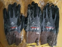 NEW THREE (3) pairs Superior TenActiv Black Gloves STACXPNRT M(8) ANSI Cut Level