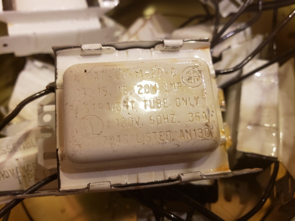 Advance Transformer LC-14-20-C Ballast 120V, 60Hz, 0.36A Type 1 Outdoor, LC1420C