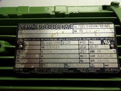 SEW-EURODRIVE .5 HP AC ELECTRIC MOTOR 0.4/0.63 kW 480V 1680/3300 RPM DZ80K4/2