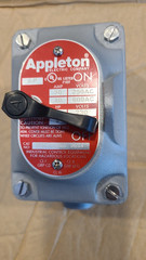 APPLETON EFDC1502MS MANUAL MOTOR STARTER EXPLOSION PROOF 2-POLE 3HP 1/2″ HUB