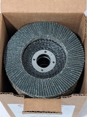CGW Flap Disc: 4-1/2″ Dia, 7/8″ Hole, 60 Grit, ZA, Type 27 Box of 10 42344