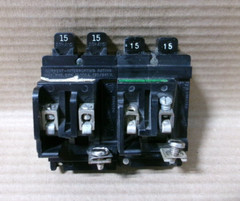 LOT OF 2 PUSHMATIC P1515 TWIN POLE 15 AMP 120V CIRCUIT BREAKER CLT NO TABS