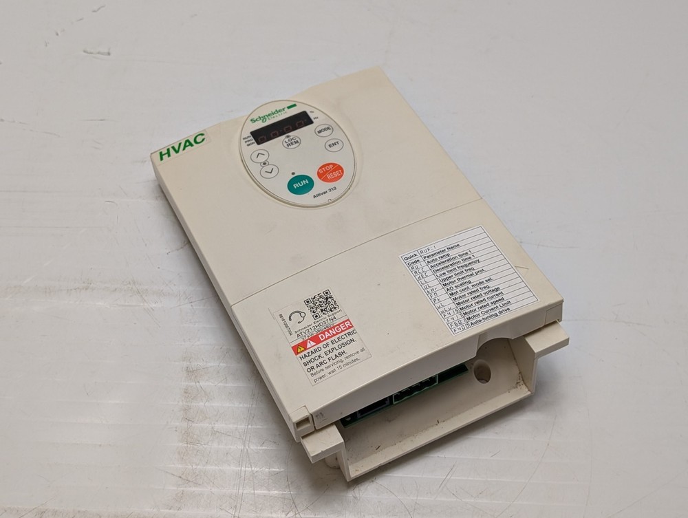 SCHNEIDER ELECTRIC ATV212HD37N4 Variable Frequency Drive 37 KW 480V 50 HP
