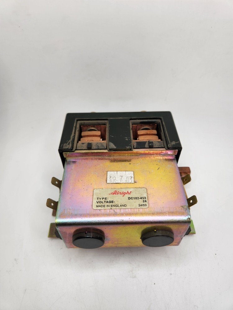 New NOS Albright DC182-453 24V Contactor